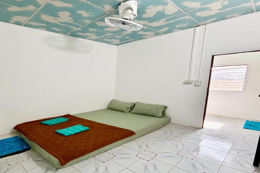 I Daa Pra-Ea Guesthouse Ко-Ланта Екстер'єр фото